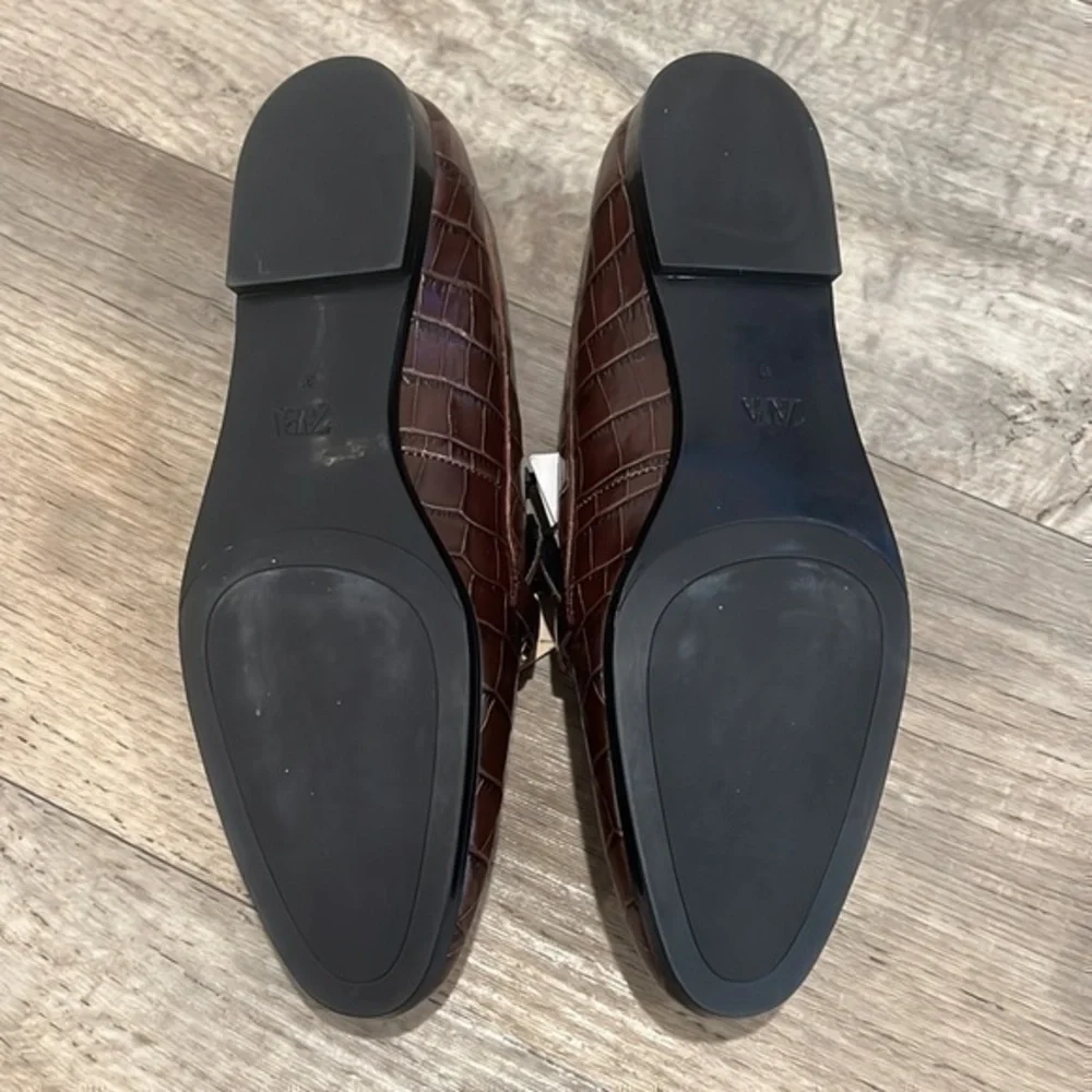 ZARA Animal Print Leather Loafers - Picture 6 of 13